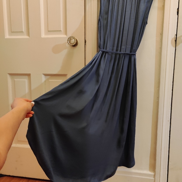 Loft satin blue dress - Picture 7 of 10